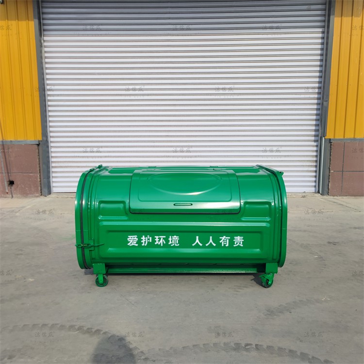 5个勾臂垃圾箱发往江苏淮安