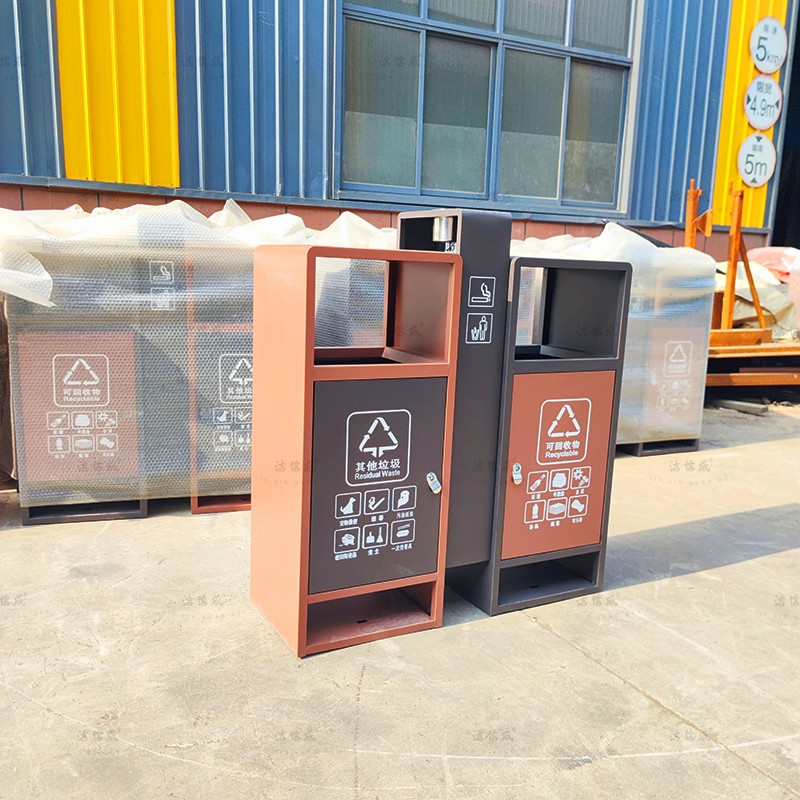 分类果皮箱使用与维护