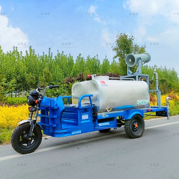 小型洒水车水箱有什么材质?